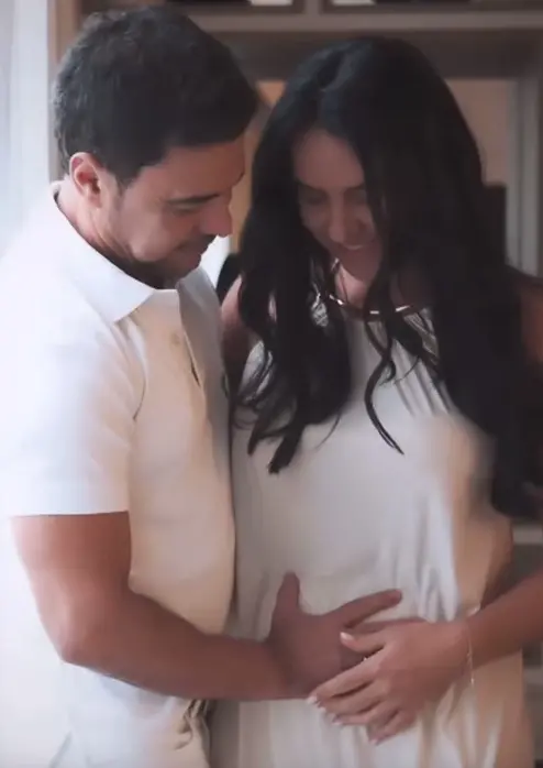 Zezé di Camargo e Graciele Lacerda celebram gravidez