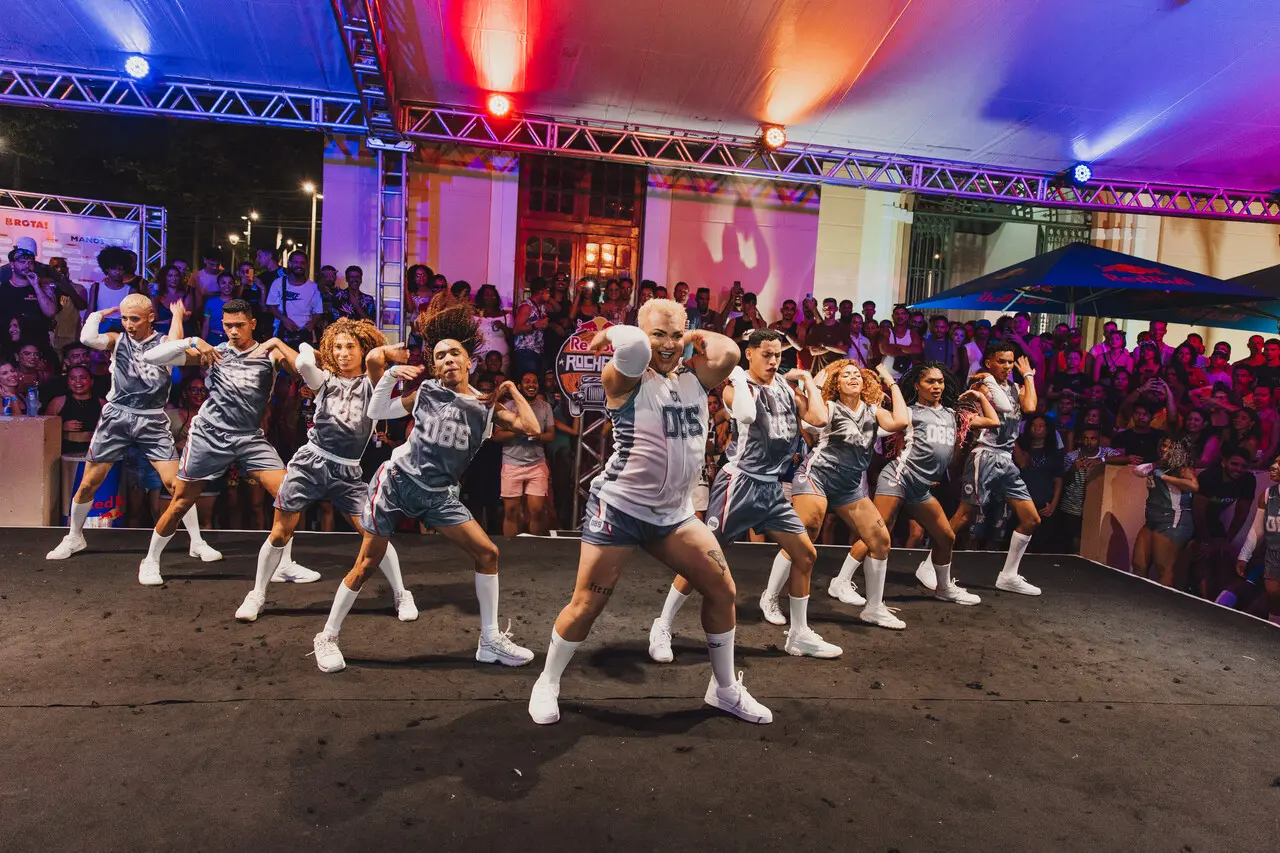 Cia. 085 se apresenta no evento Red Bull Rochedo, em Recife, em março deste ano