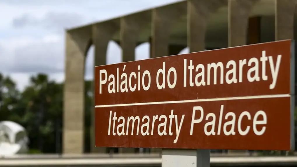 Fachada do Itamaraty. Governo divulga edital de concurso para diplomata com 50 vagas e salário inicial de R$ 20,9 mil