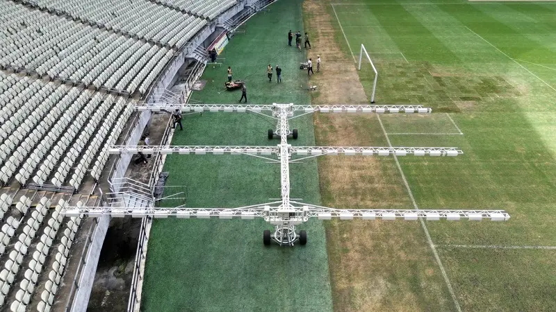 Imagem mostra gramado