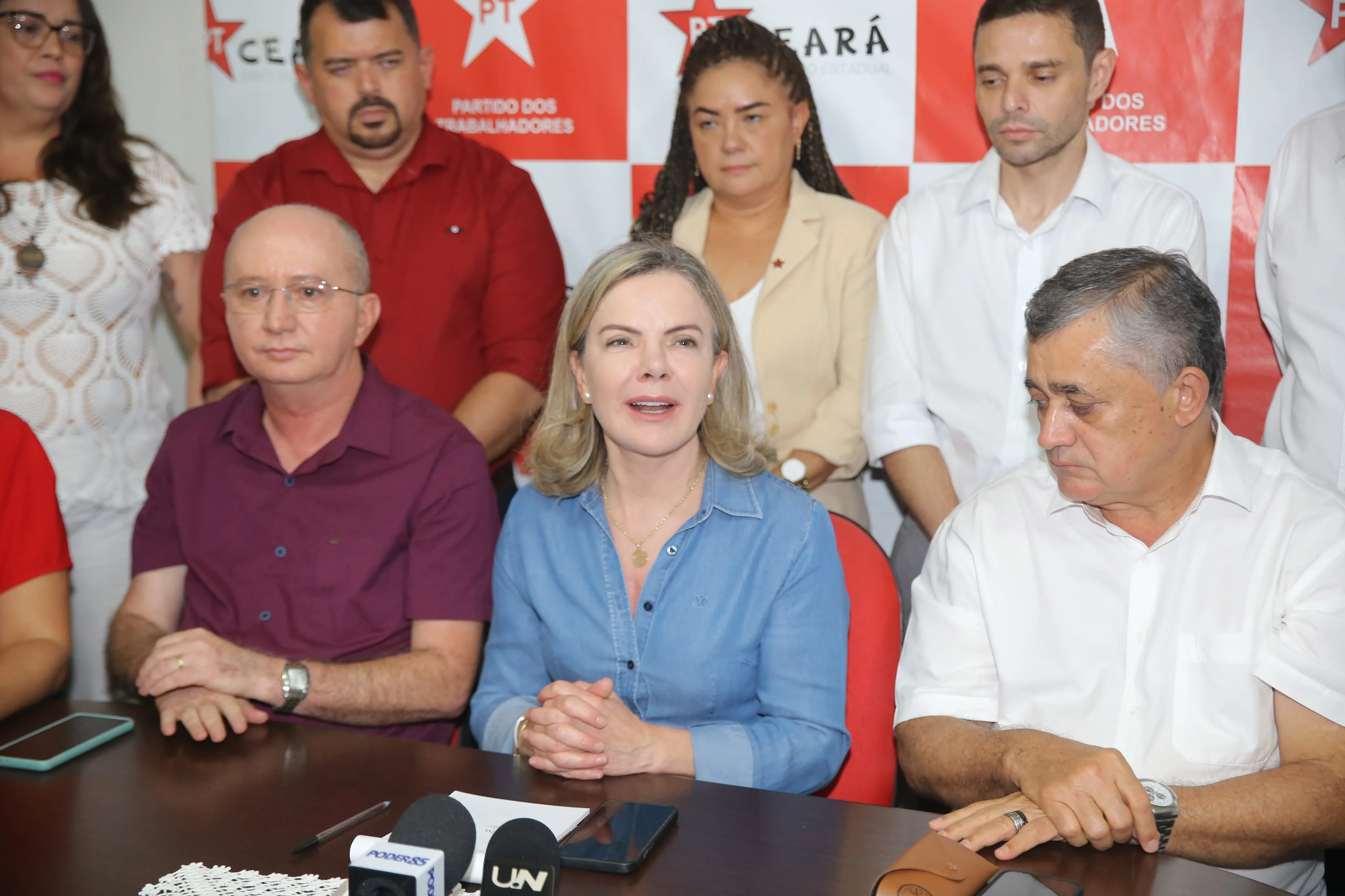 Gleisi Hoffmann também cumpriu agenda na sede do PT Ceará, na Av. da Universidade, em Fortaleza