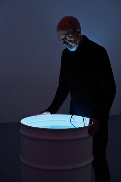 Bill Viola em foto do site oficial
