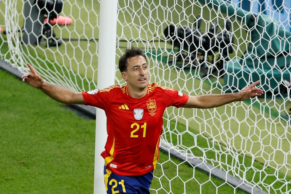 Oyarzabal marcou o gol do título da Espanha