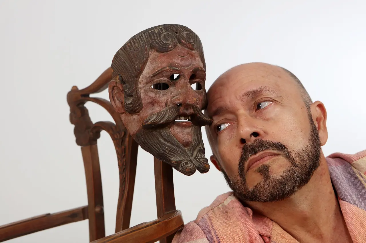 Carri Costa é ator, diretor e idealizador do Teatro da Praia