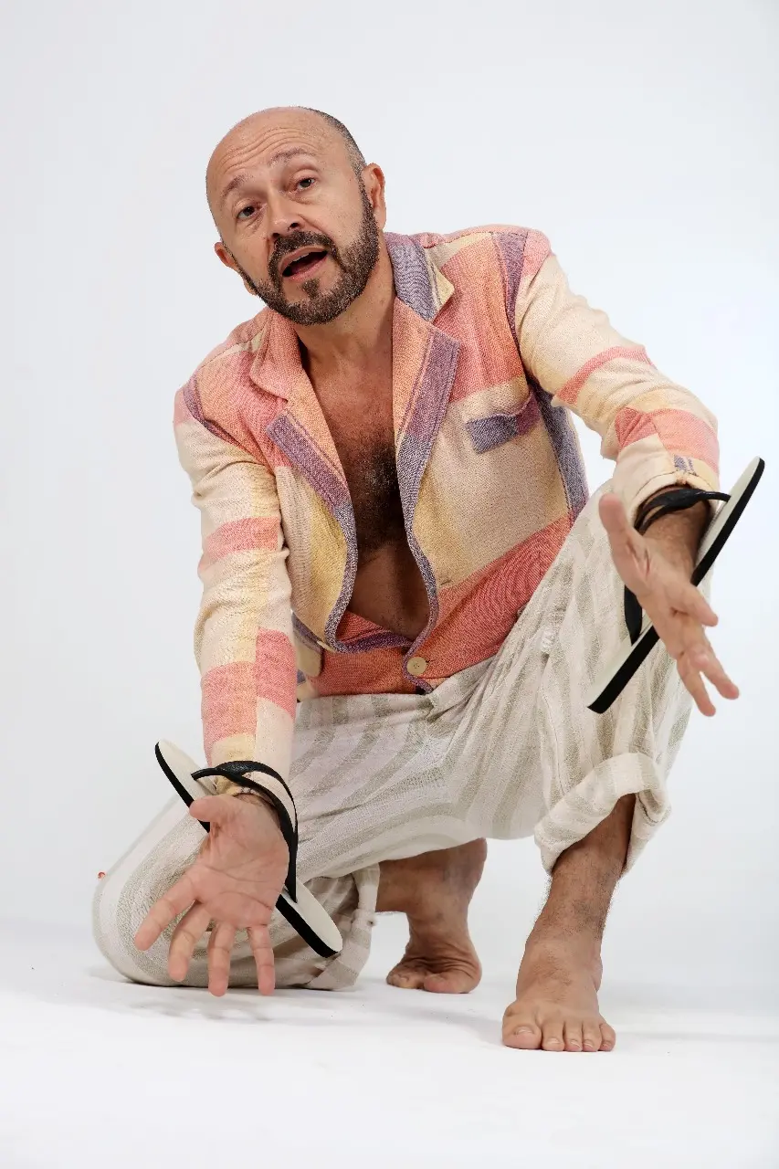 Artista decidiu ampliar cenário local com escola de atores