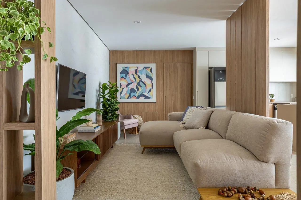 Tons neutros conectam os ambientes. Projeto arquitetas Juliana Silva e Amanda Mori