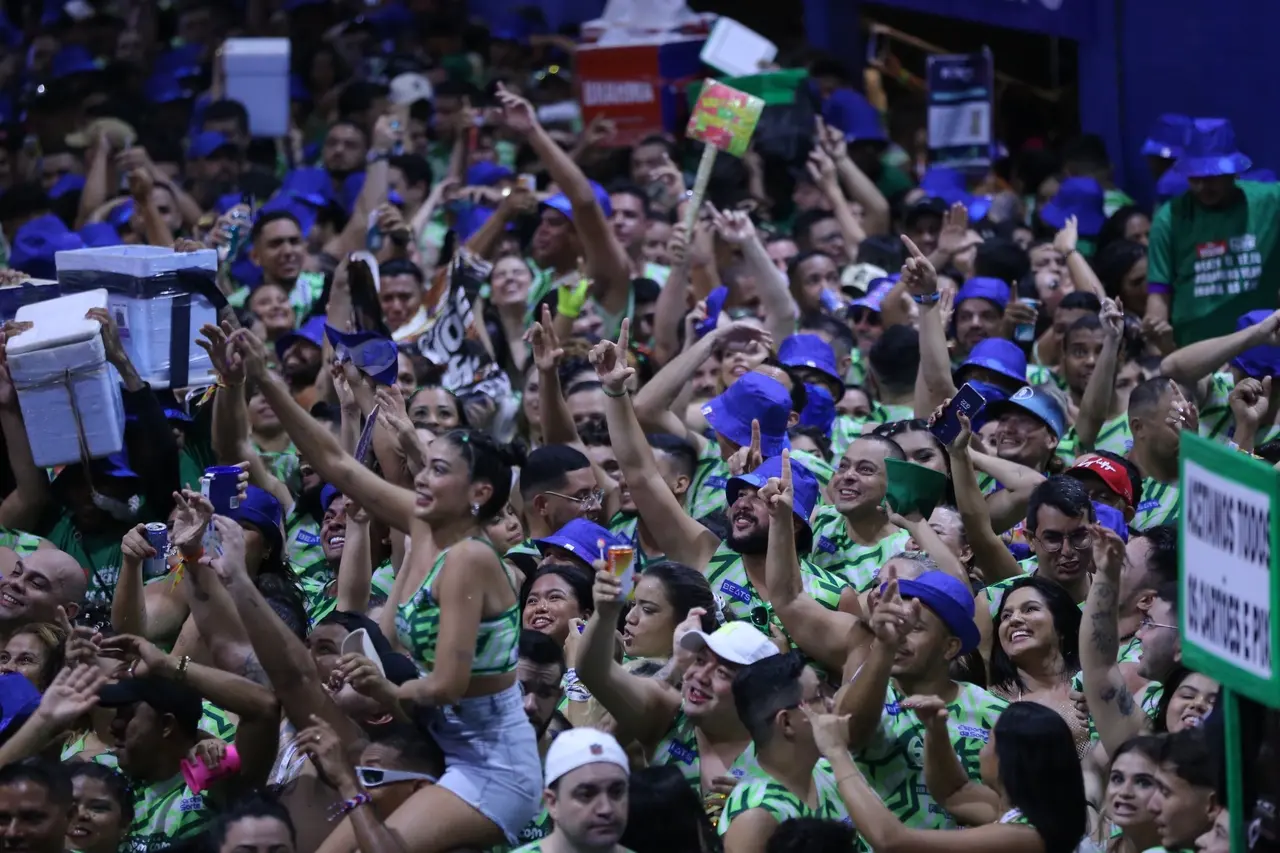 Foliões no Fortal 2024