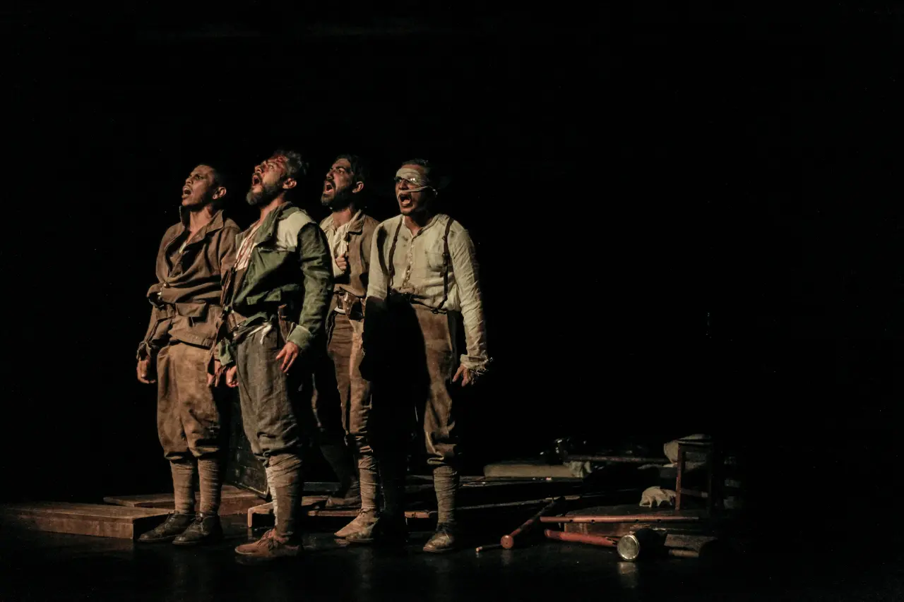 Peça conta a história de quatro soldados desertores da Primeira Guerra Mundial