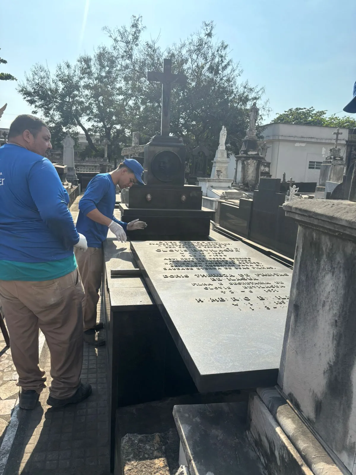 Jazigo de Clóvis Beviláqua no Cemitério do Caju, no Rio de Janeiro