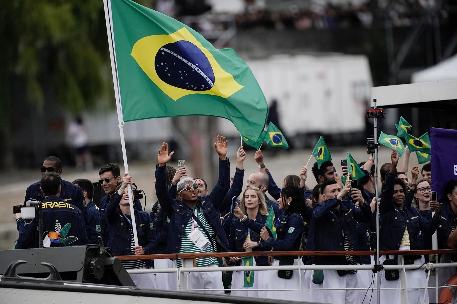 Delegação brasileira na abertura dos Jogos Olímpicos.