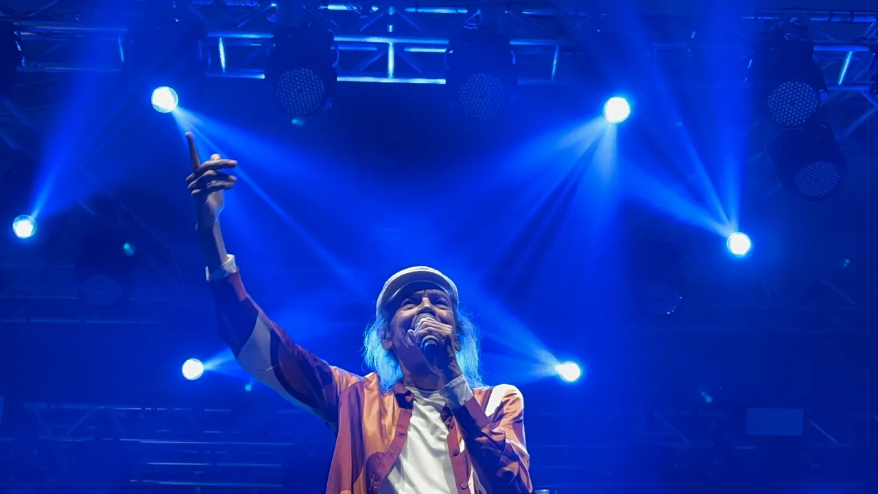 Ednardo em apresentação no Festival Jazz & Blues