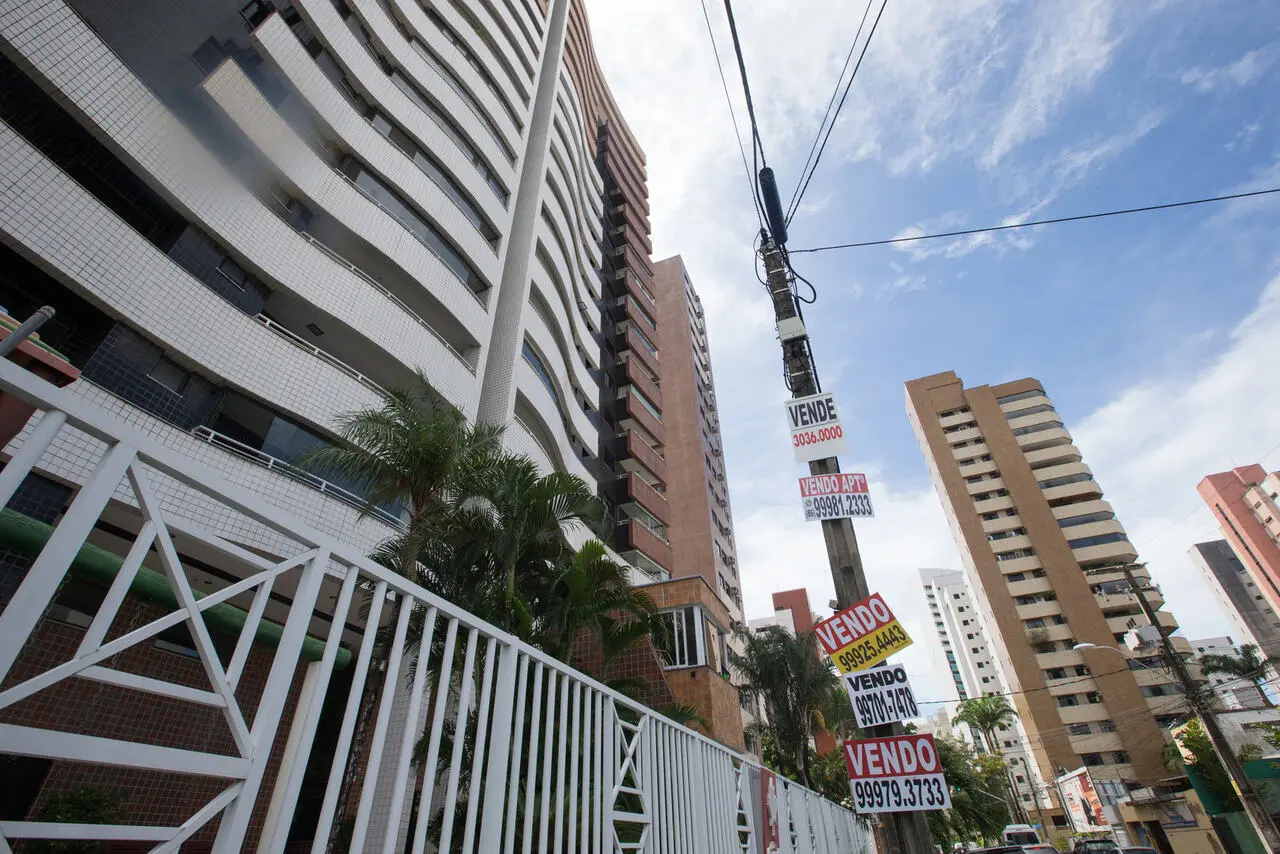 Foto de placas de imóveis a venda em fortaleza