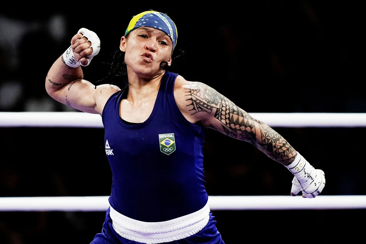 Beatriz Ferreira em ação no Jogos Olímpicos de Paris 2024