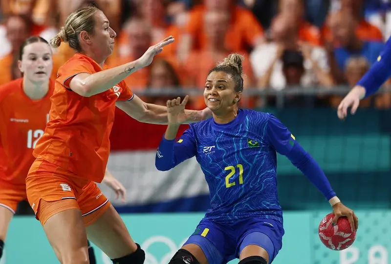 imagem mostra jogadora