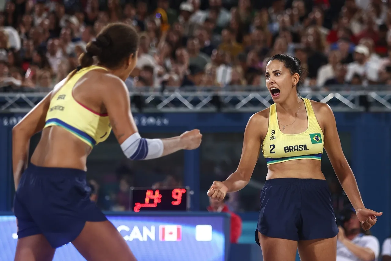 Ana Patrícia e Duda conquistaram a medalha de ouro no volei de praia