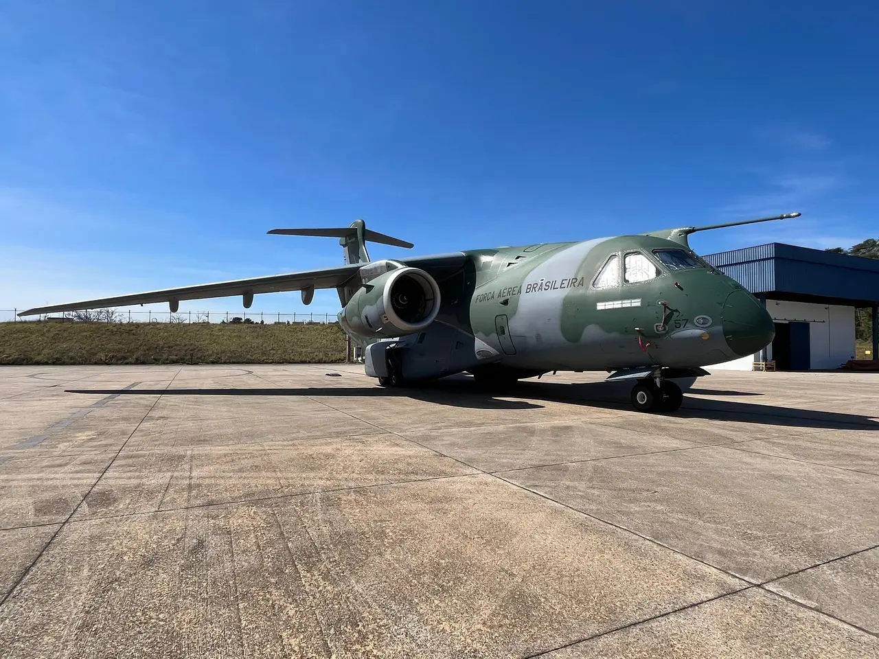 Avião da FAB disponibilizado para transporte de urnas funerárias das vítimas em Vinhedo