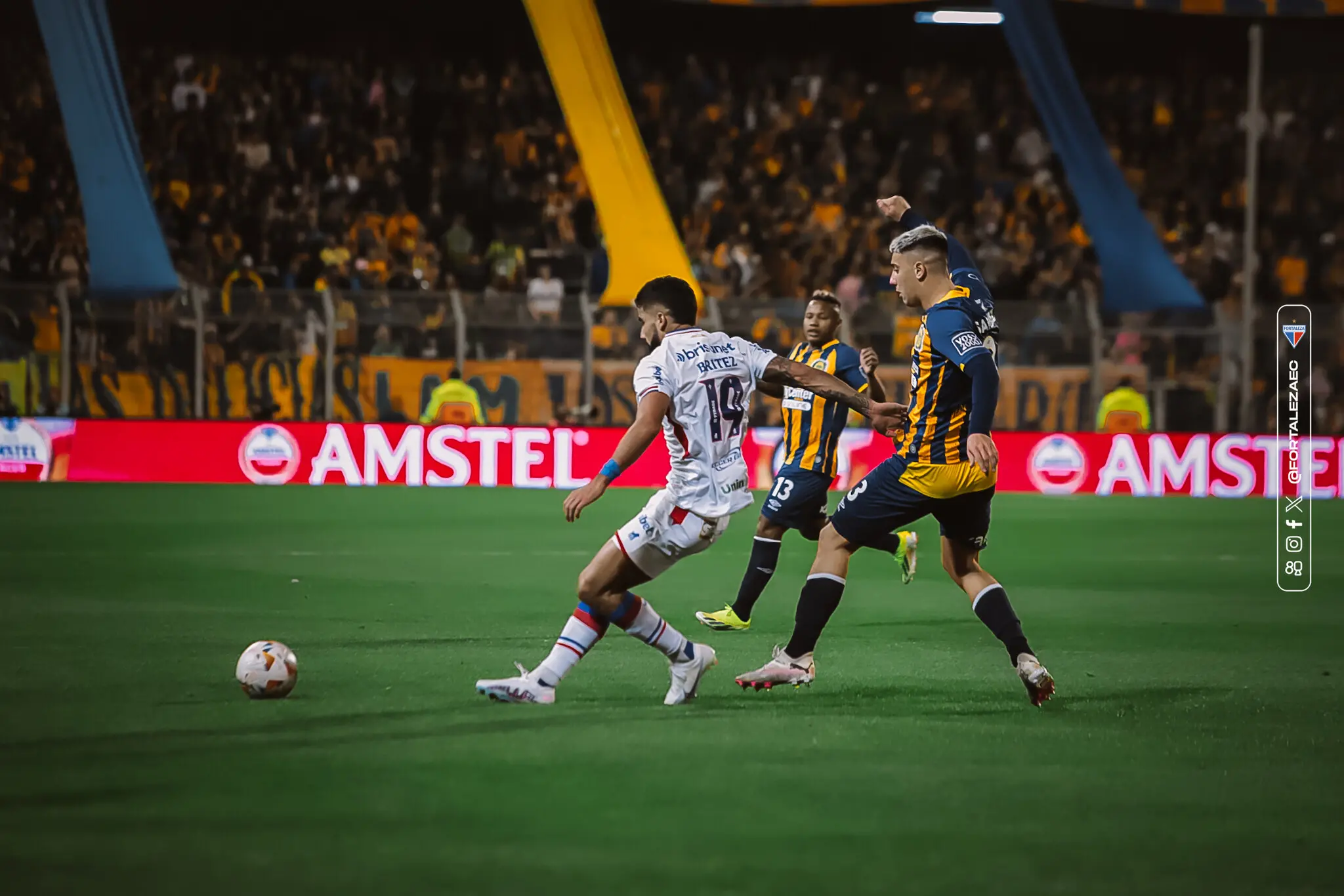 Fortaleza empatou em 1 a 1 com o Rosário Central