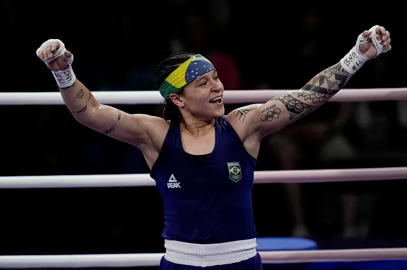 Bia Ferreira, medalhista de bronze nos Jogos de Paris.