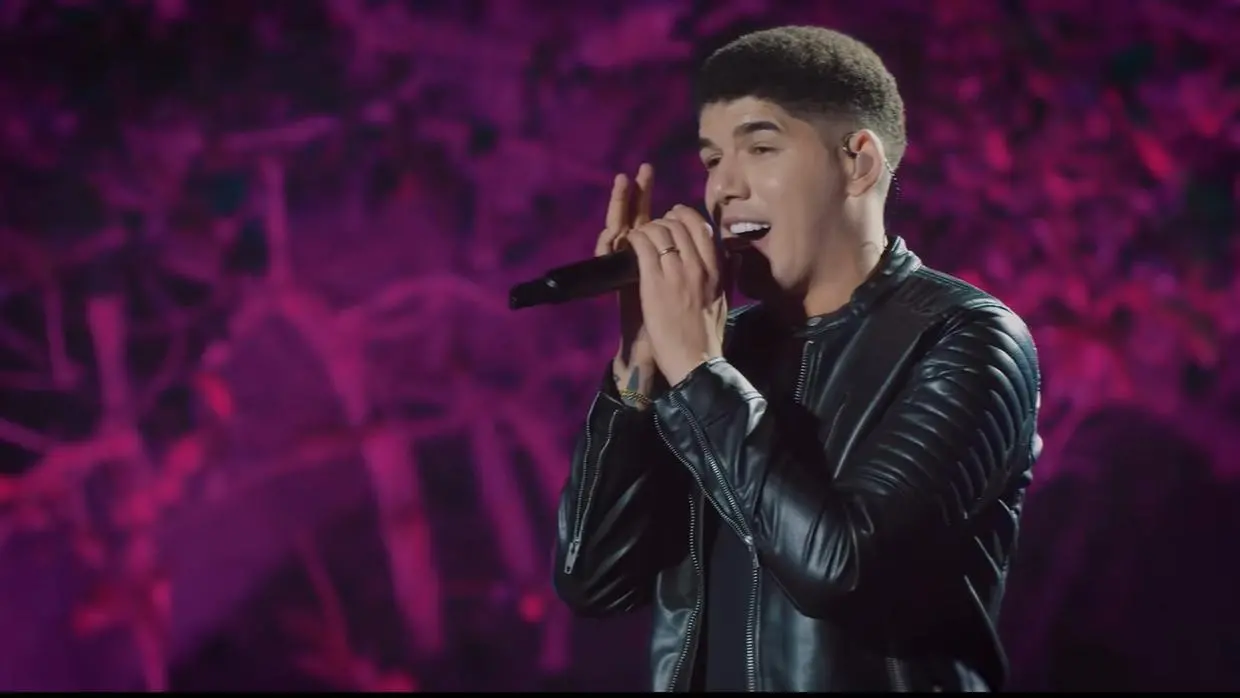 foto do cantor zé vaqueiro em show