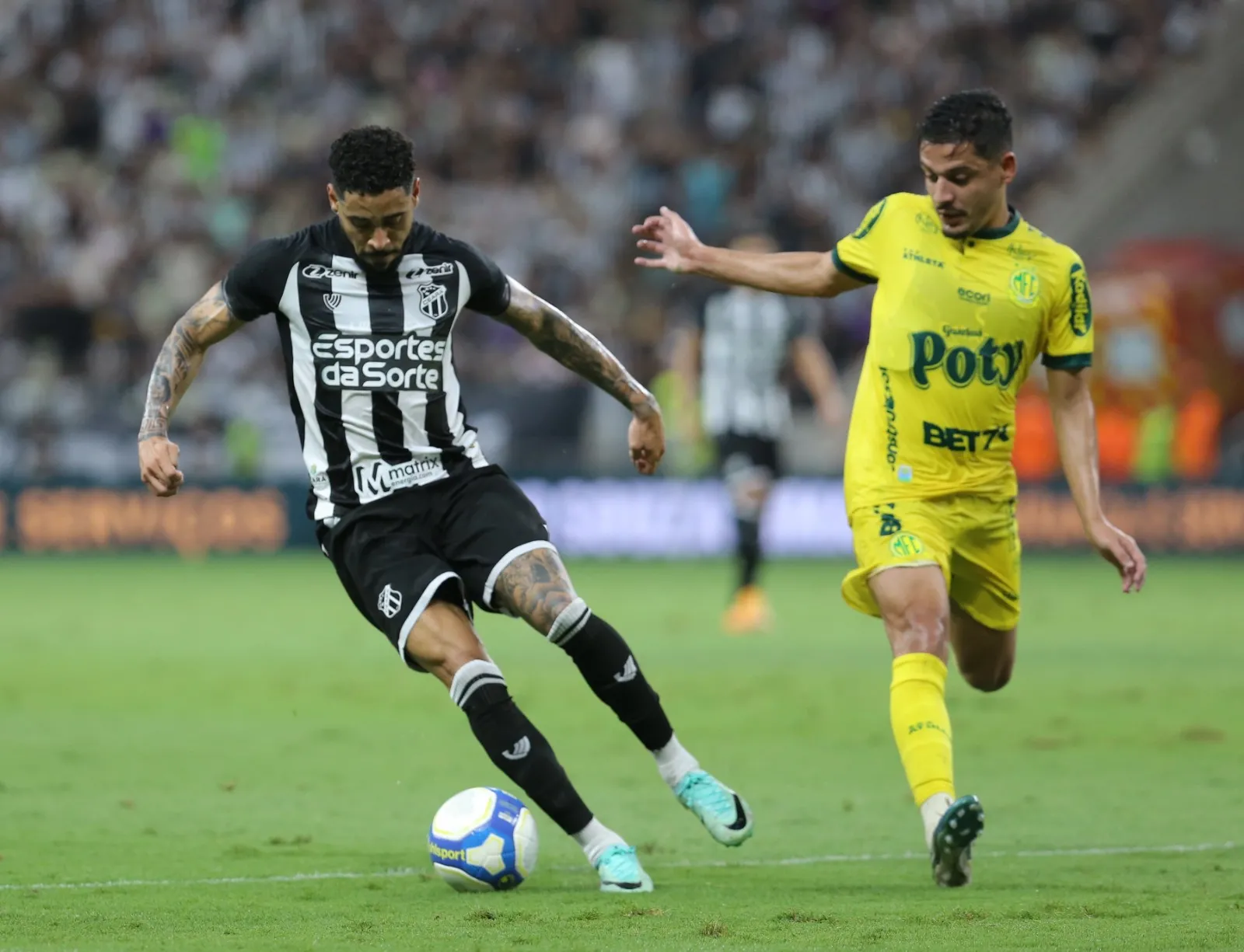 Equipes se enfrentaram na Arena Castelão