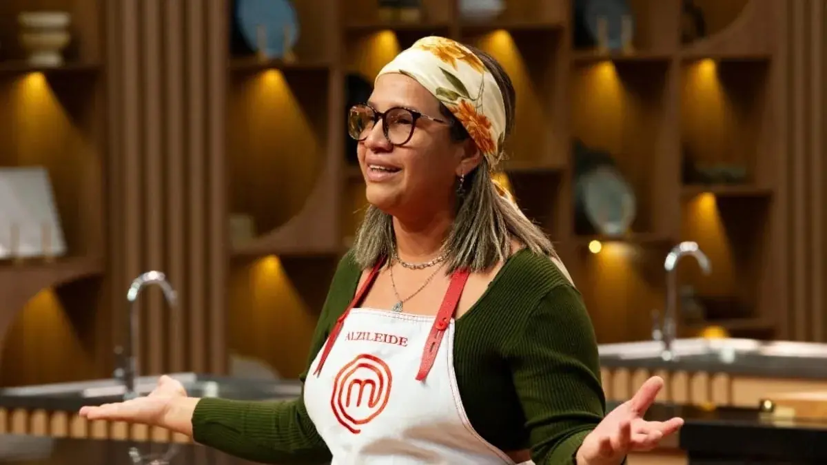 Alzileide, participante do Masterchef brasil eliminada em 20 de agosto de 2024. Quem foi eliminado do Masterchef Brasil nesta terça (20)? Saiba como foi o reality