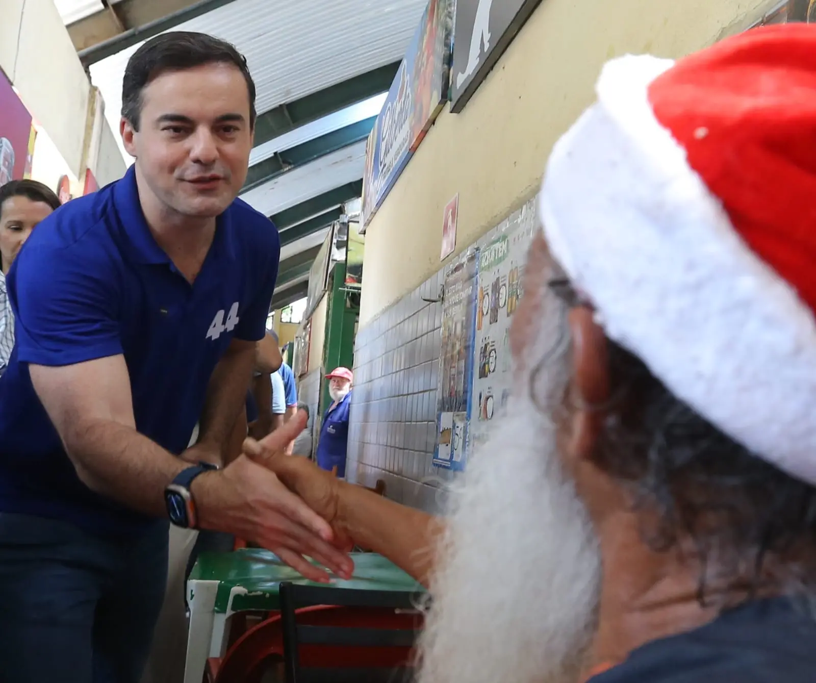 Capitão Wagner no primeiro dia de campanha, no Mercado São Sebastião