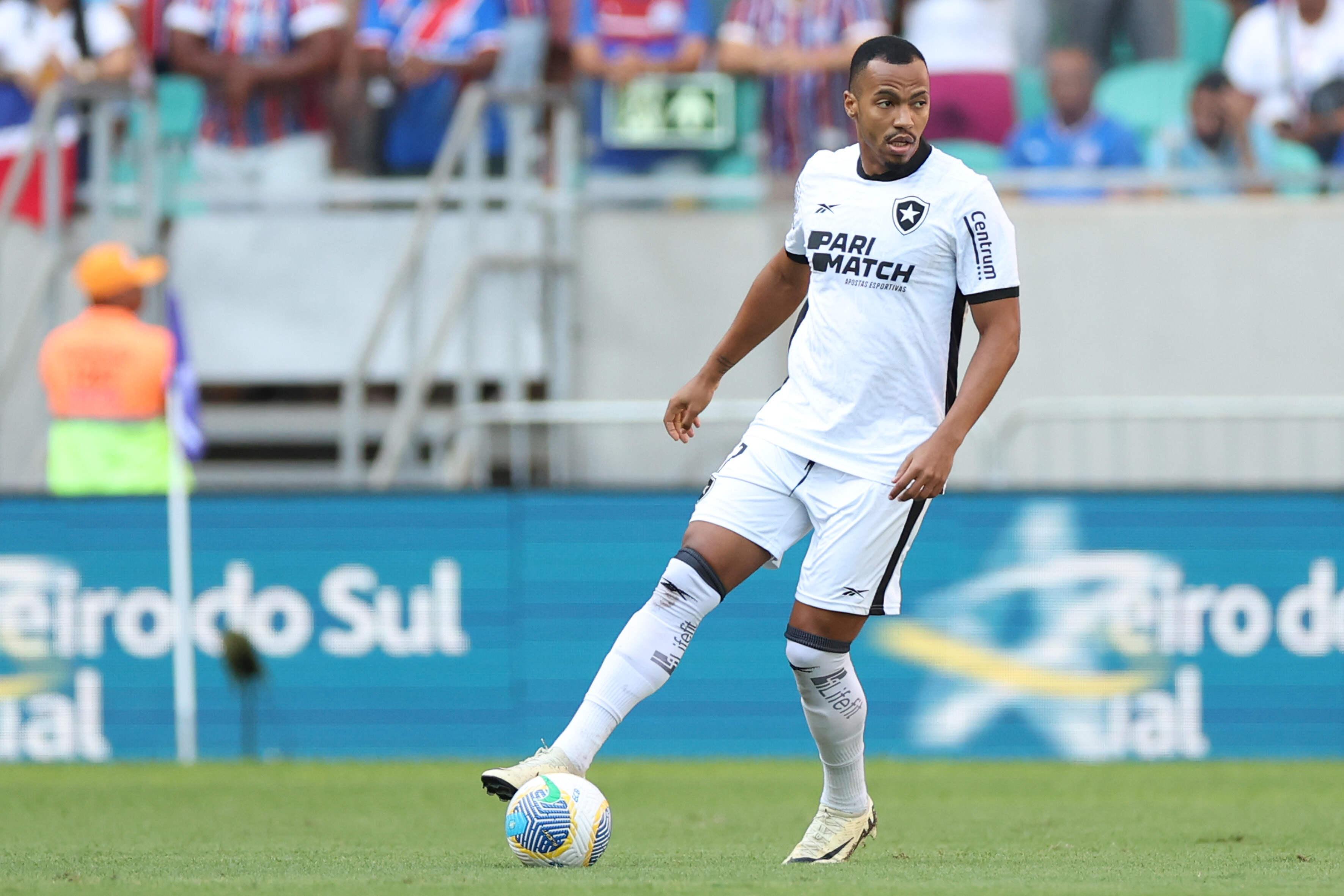 Imagem do volante do Botafogo Marlon Gomes