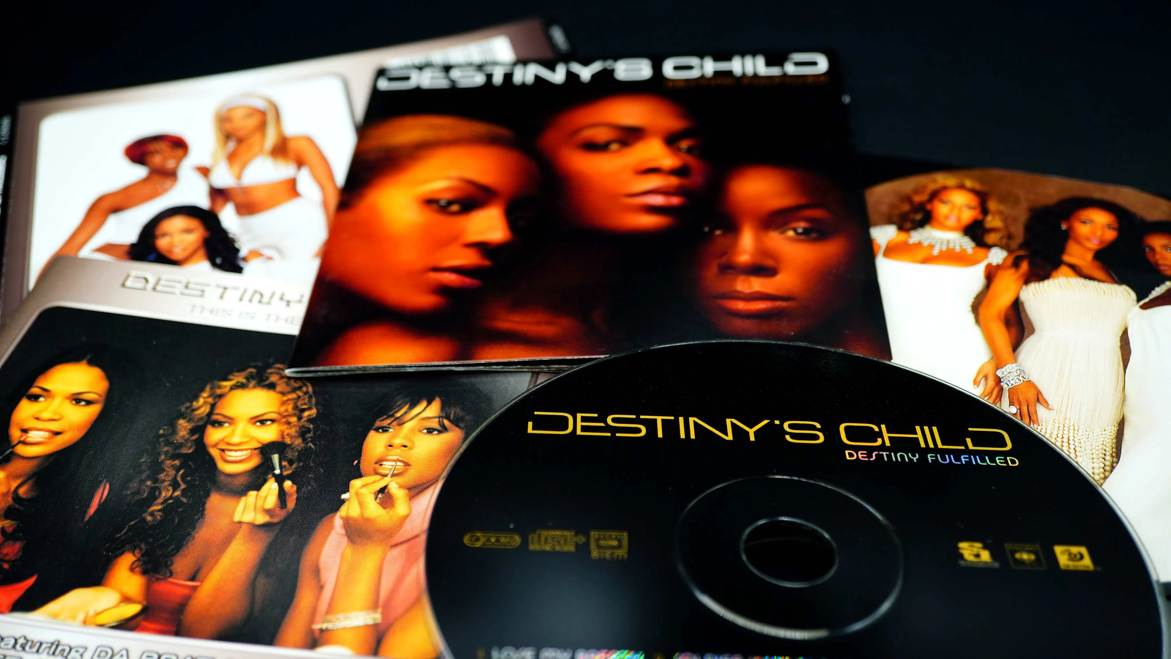 Kelly Rowland e Michelle Williams também fizeram parte do grupo