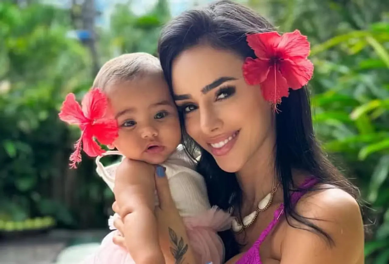 Bruna Biancardi e Mavie juntas