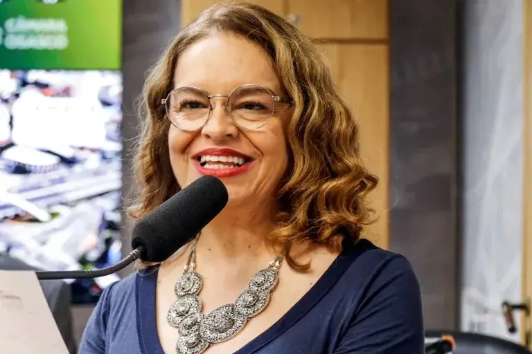 Ana Paula Rossi
