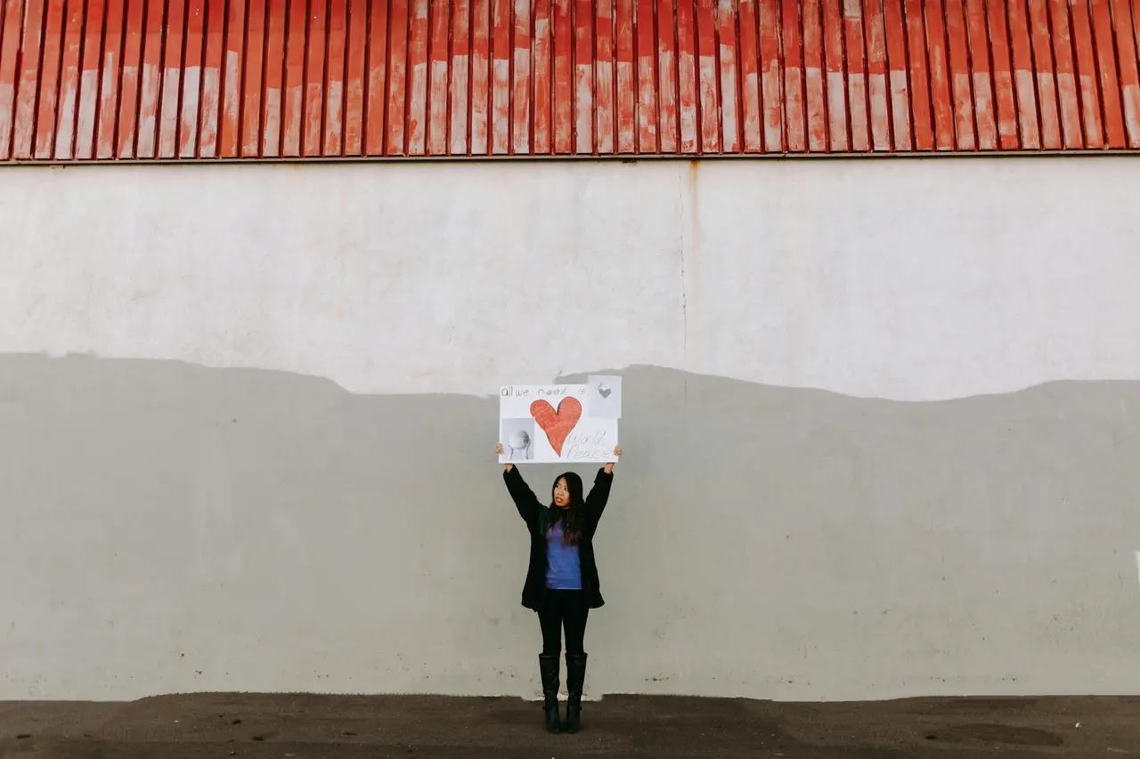 Foto montada com os rostos de Anielle Franco e Silvio Almdeida