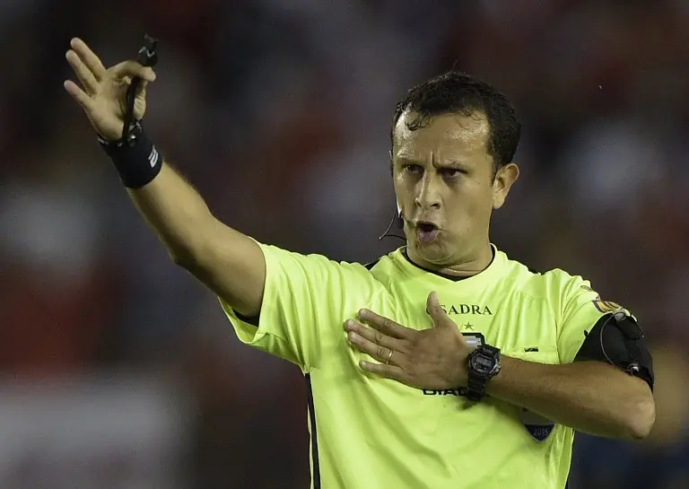 Dario Herrera Árbitro