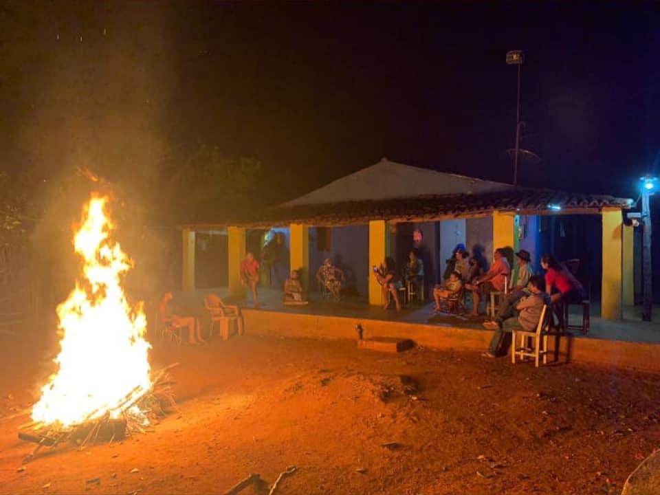 Coletividade e memória indígena são temas presentes no livro