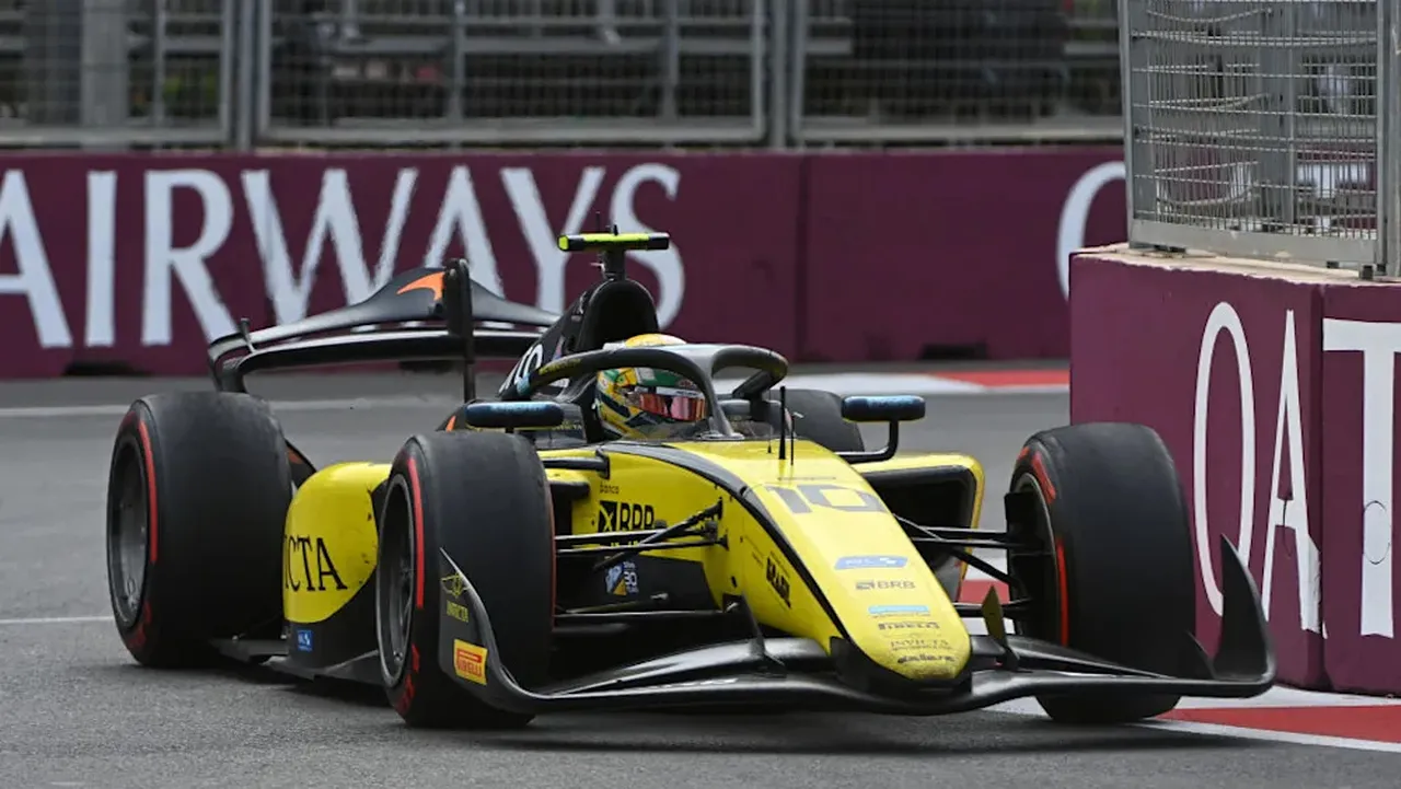 Aos 19 anos, o brasileiro Gabriel Bortoleto lidera o campeonato de F2