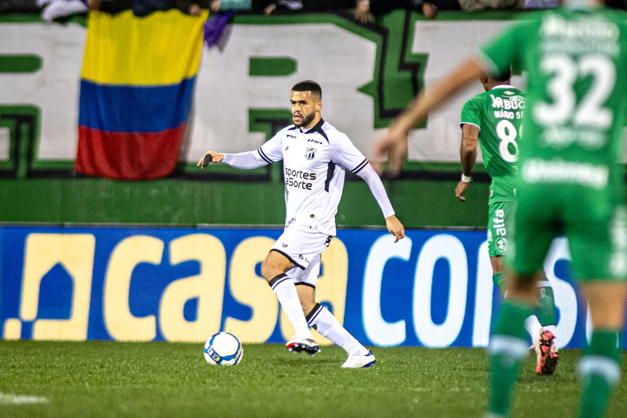 O Ceará fez uma partida apática e perdeu o jogo na Arena Condá