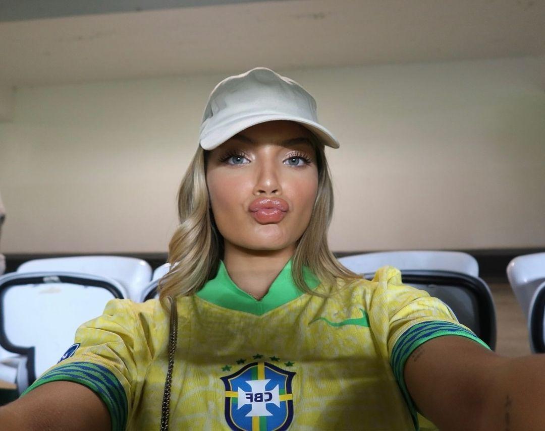 Gabrily Miranda é influenciadora digital e modelo, e soma mais de 1 milhão de seguidores no Instagram