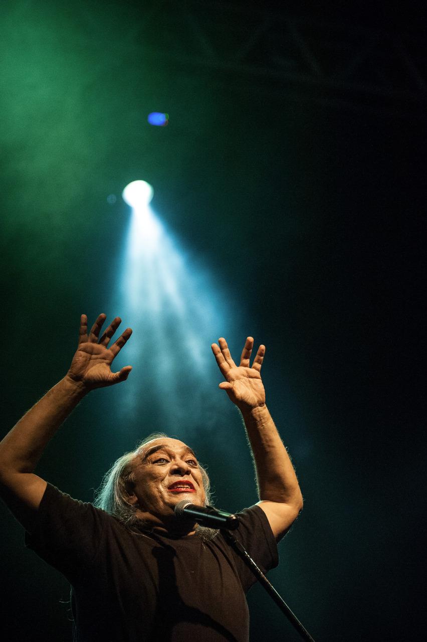 Ator, escritor e professor Ricardo Guilherme empresta a voz ao espetáculo (foto de apoio ilustrativo)