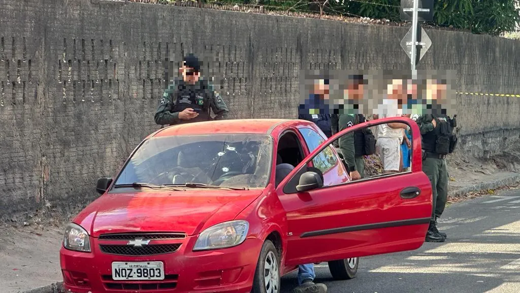 As vítimas estavam no carro quando foram executadas