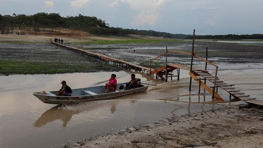 Rio Negro está em época de seca