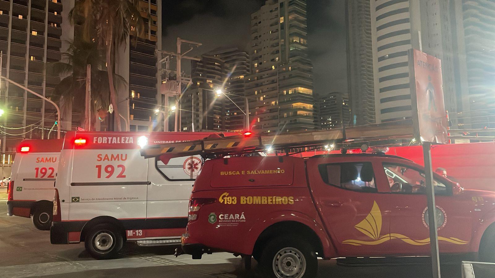 Viatura dos Bombeiros e do Samu em obra do residencial Ivens Monumental