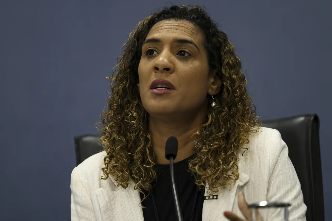 Anielle Franco em discurso