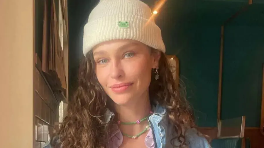 Atriz Maidê Mahl tem alta da UTI após um mês internada