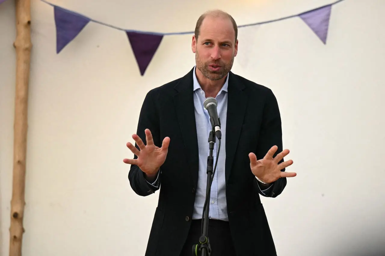 William preferiu ficar em casa com a família, devido à saúde de Kate