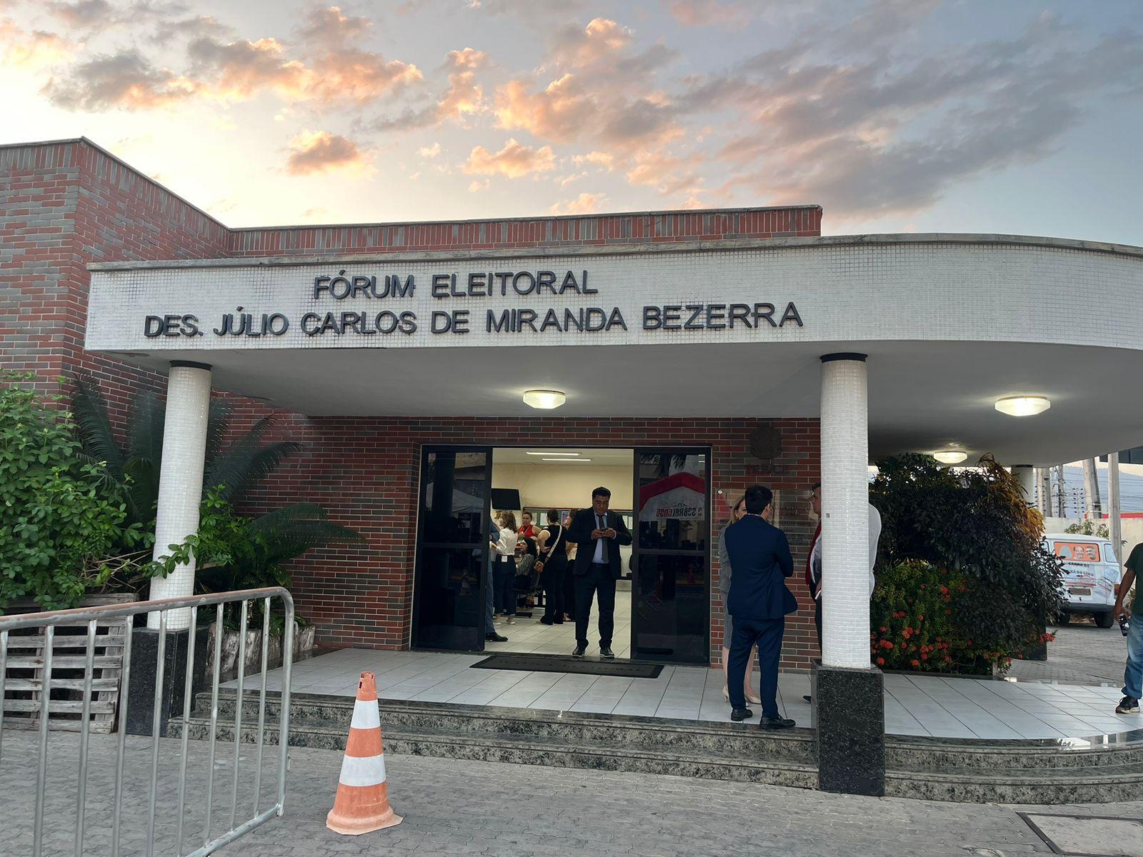 Fachada do Fórum Eleitoral em Sobral