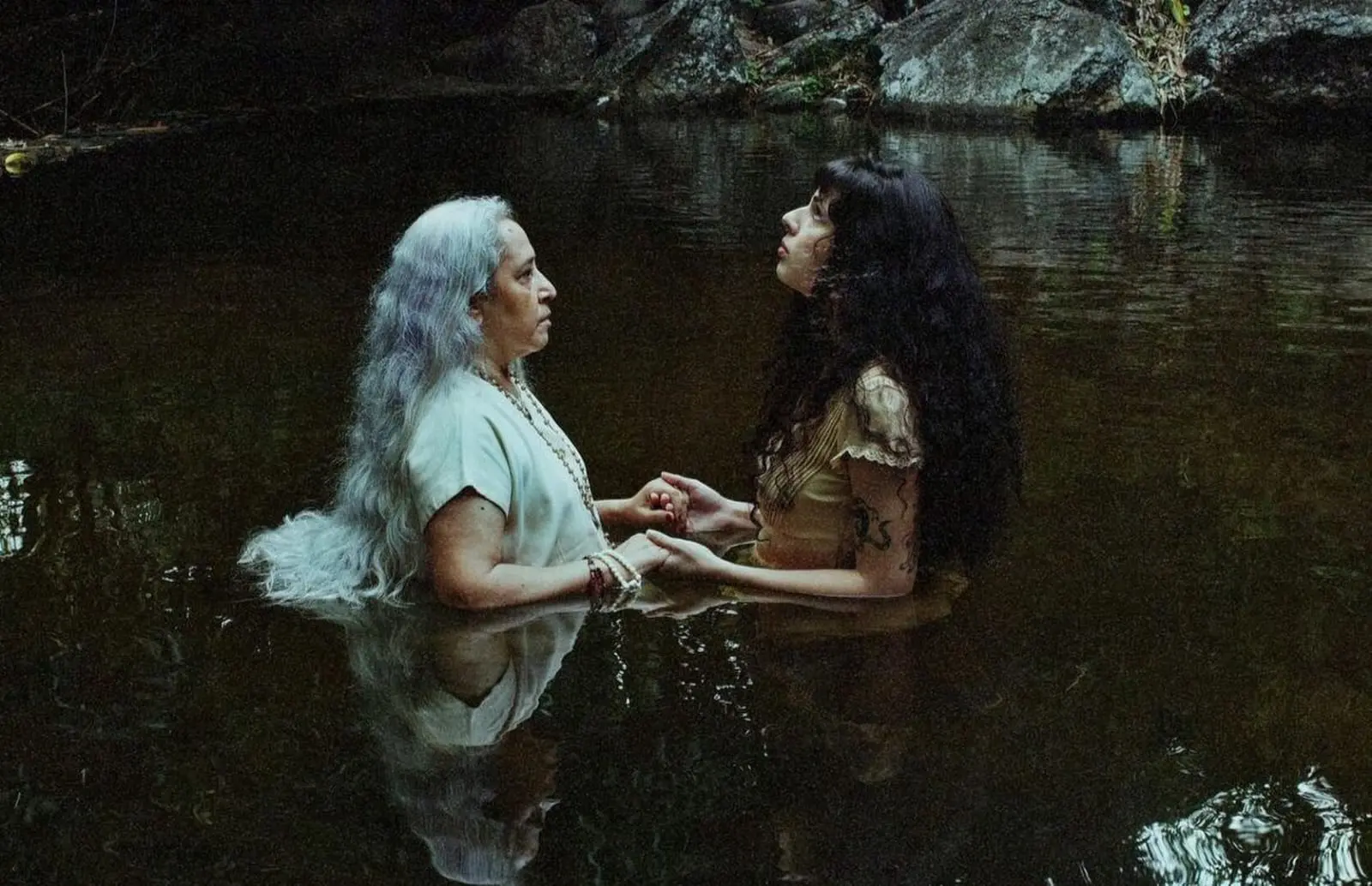 Curta 'Quando Lábios Sagrados Disseram Palavras Secretas', de Kaye Djamiliá, Ariza Torquato e Briar, será exibido na mostra Ceará Sinistro