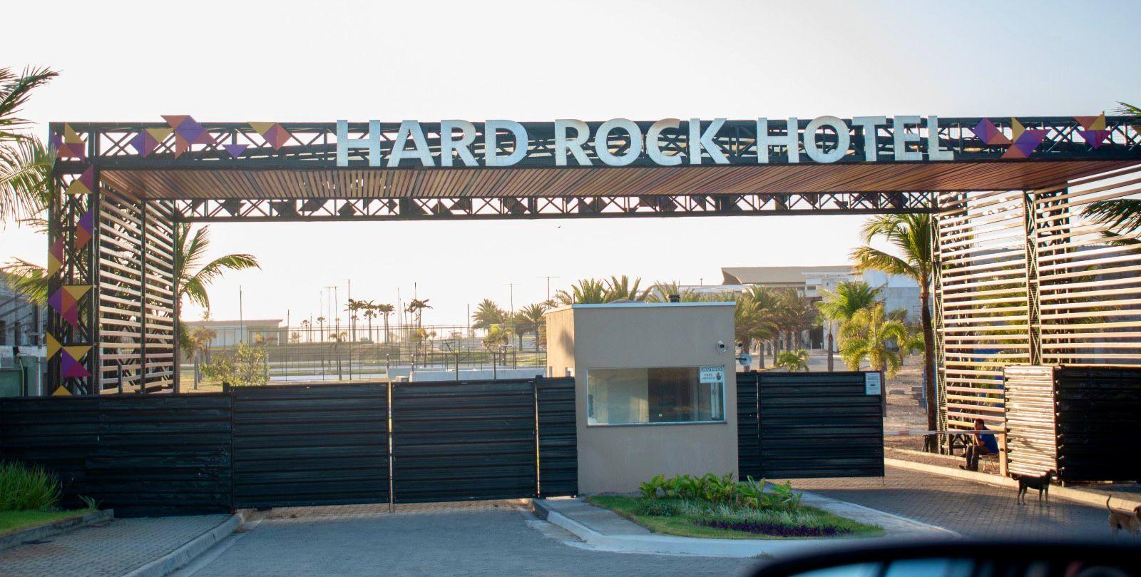 Pórtico novo foi construído em área do Hard Rock Hotel em Lagoinha