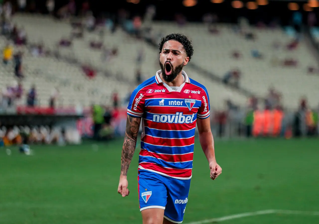 Calebe em ação pelo Fortaleza