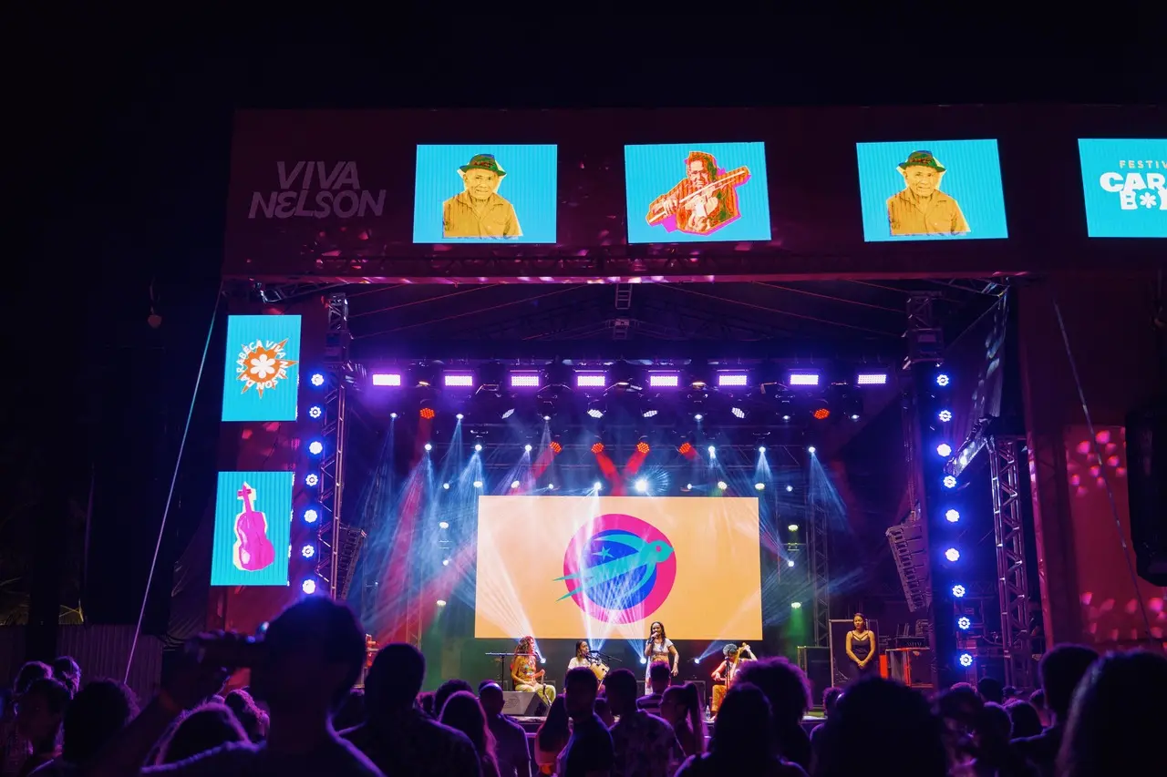 Festival acontece na praia de Jacarecica, em Maceió