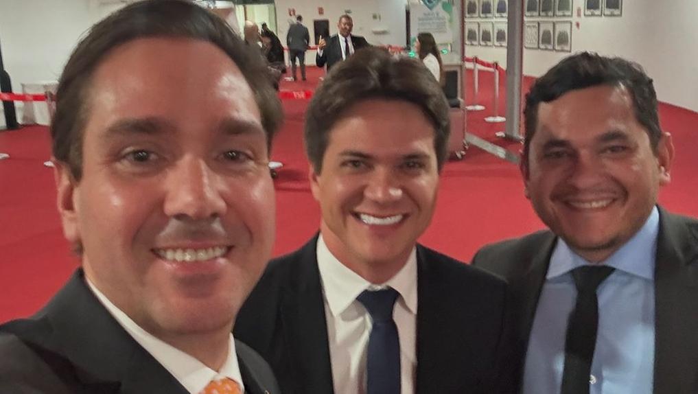 Eduardo Bismarck, Herberlh Mota e Audic Mota acompanharam o julgamento no TSE