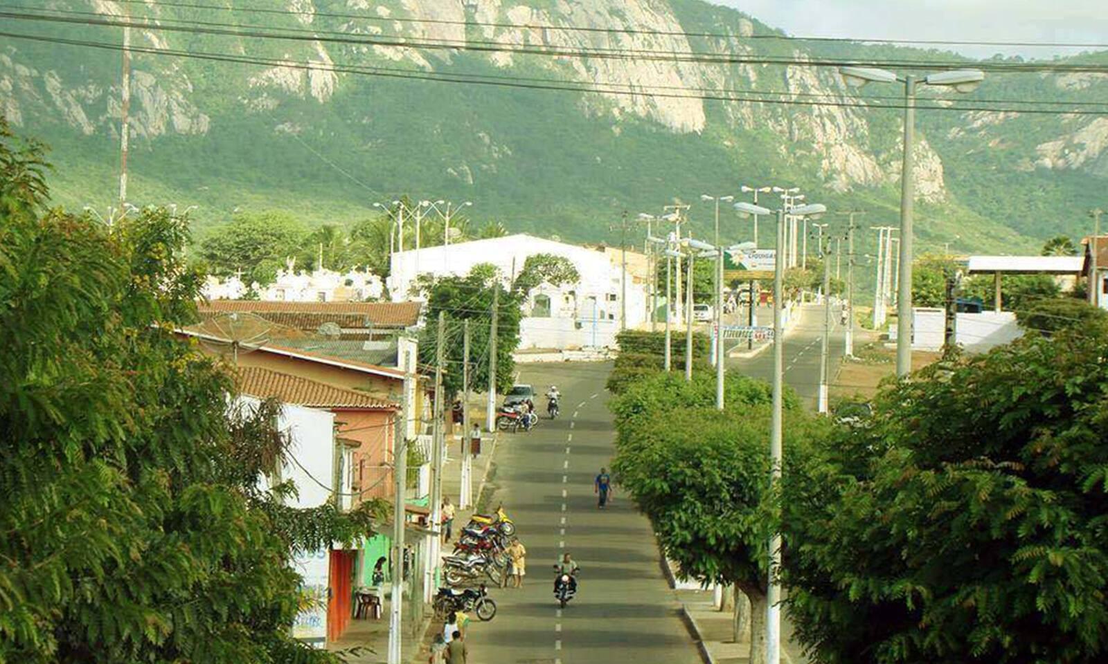 Vista aérea de Monsenhor Tabosa, no sertão do Ceará